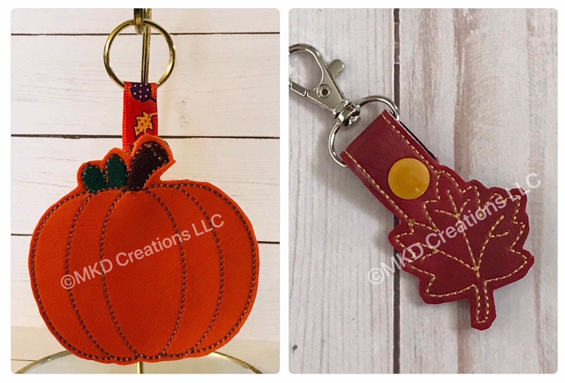 Key fob keychains Pumkpin OR Maple Leaf key Chain | Fall key chain | Key Fob | Key Ring | Bag accessory | Zipper