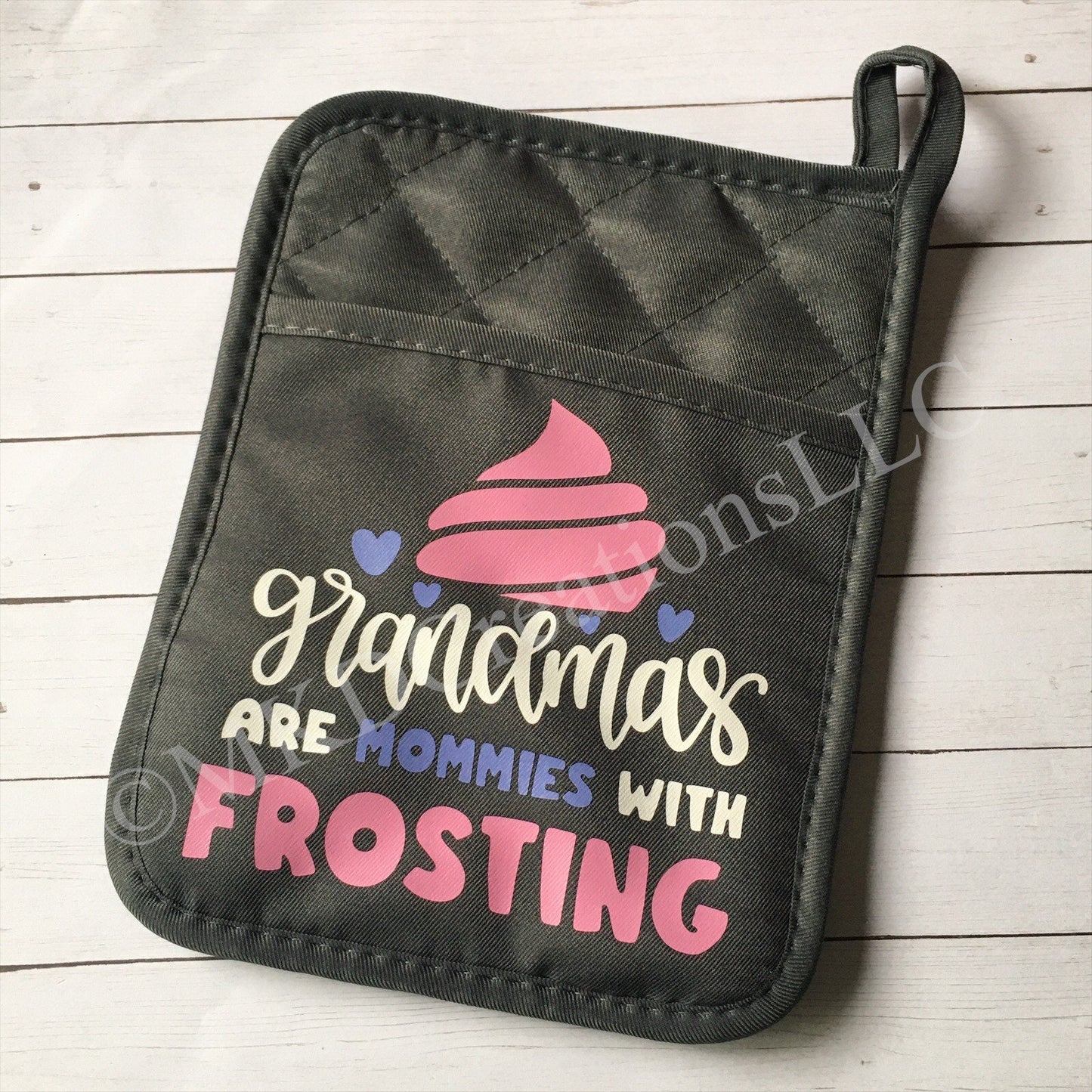 Pot holder Grandmas are mommies with frosting Pot Holders only | nanas are mommies with frosting pot holders | pot holder only free Shipping